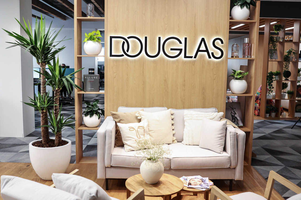 Nová zeleň v kancelářích Parfumerie Douglas