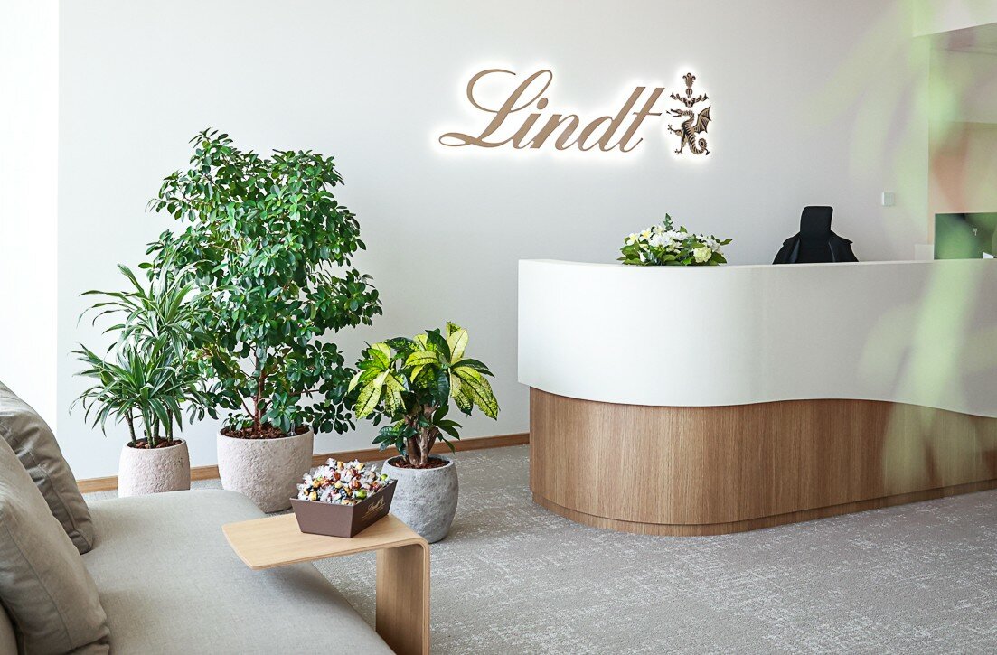 Když příroda dosahuje vrcholu - biofilní design v nejvyšší pražské kancelářské budově